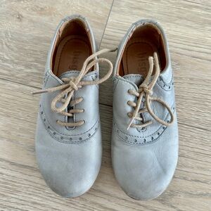 Bisgaard Gray Leather Lace-Up loafer Oxford style Shoes
Size 29 or 11-11.5 USA